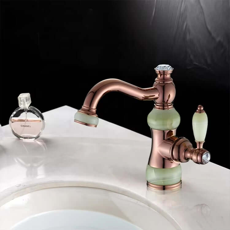 Luxury retro basin faucet with gold finish and single handle design, ideal for modern bathrooms.