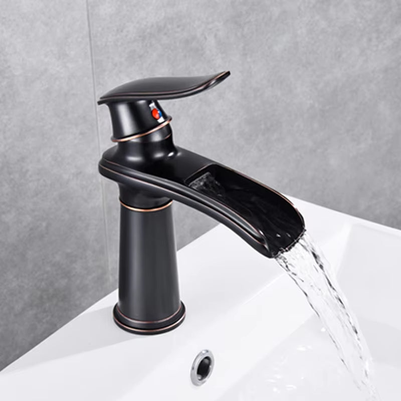 Countertop Mounted Hot And Cold Basin Mixer Tap-7226