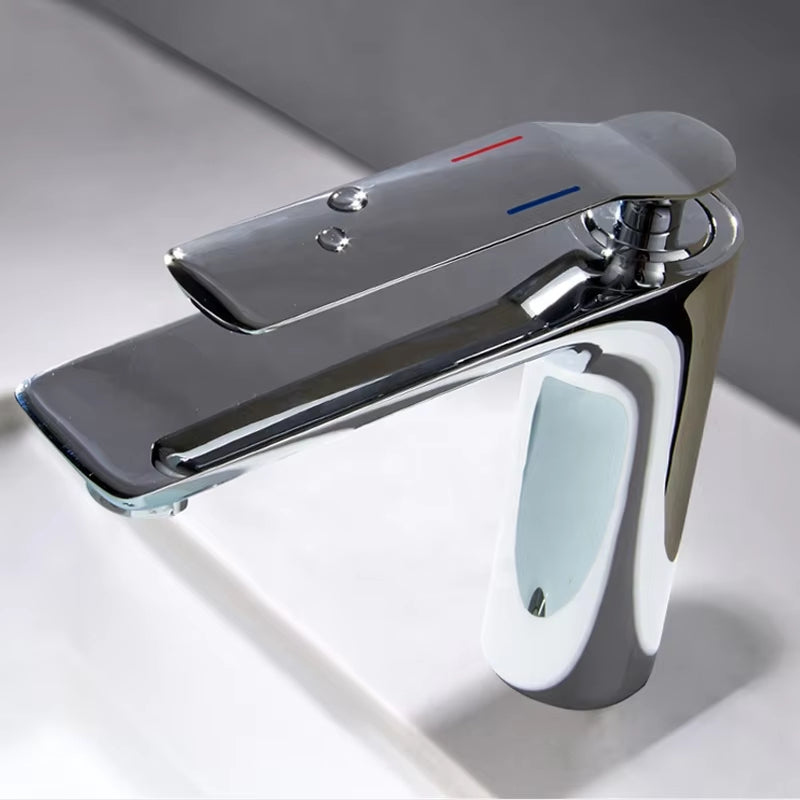 Luxury Hot And Cold Water Faucet In Bathroom-7436