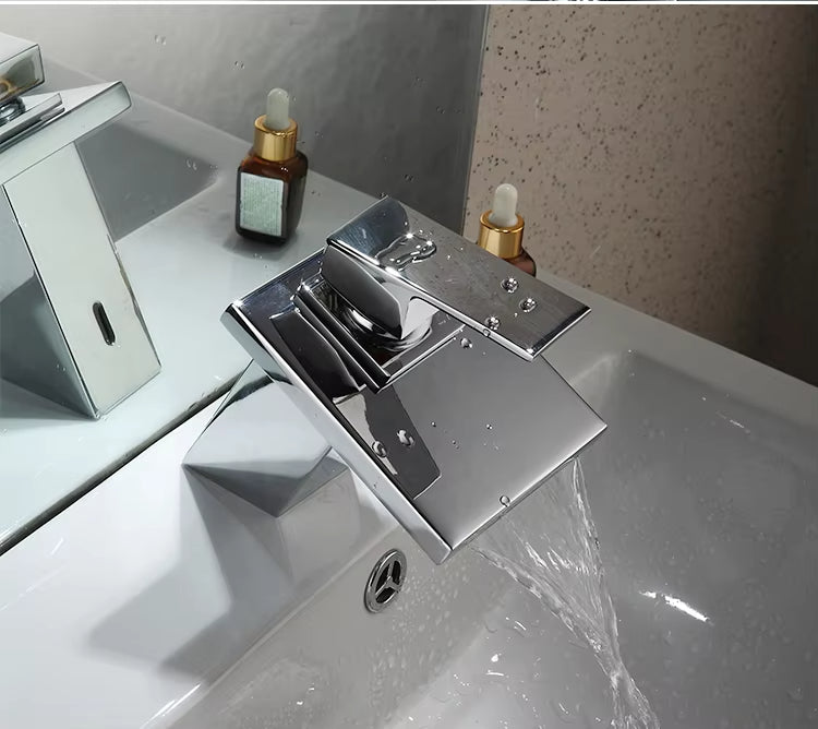High Quality Single Handle Waterfall Basin Faucet-Z-7053