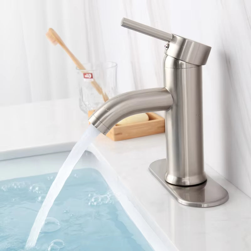 Bathroom Basin Single Hole Single Handle Faucet With Base-7290