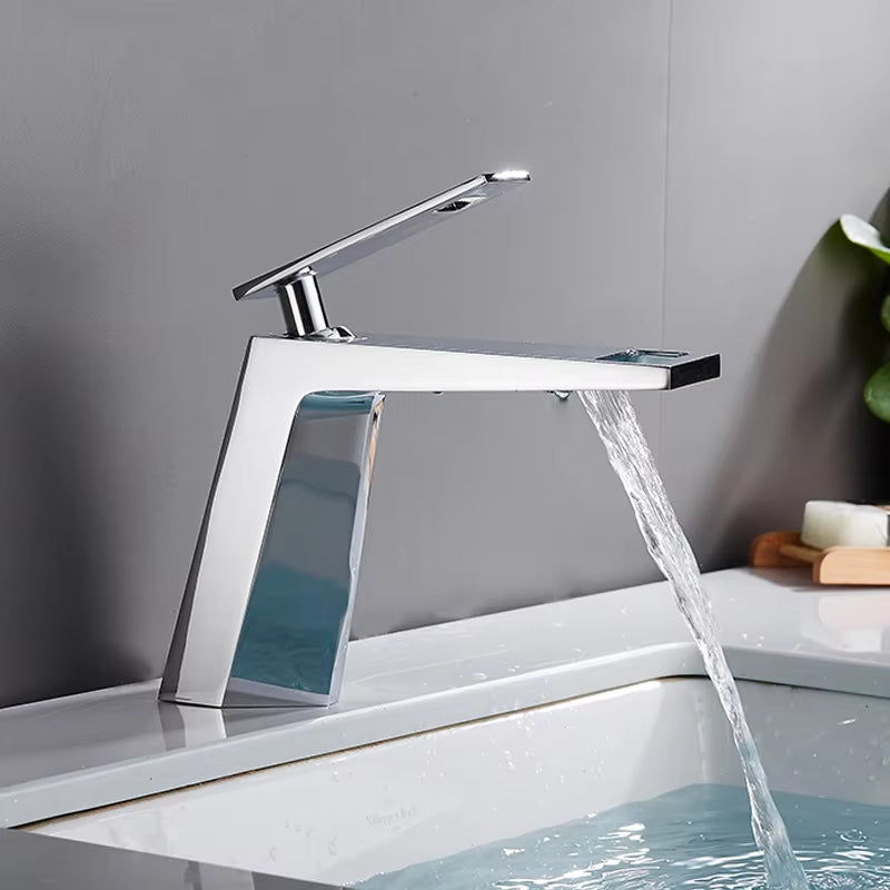 Modern Design Single Handle Single Hole Basin Mixer Tap-7122