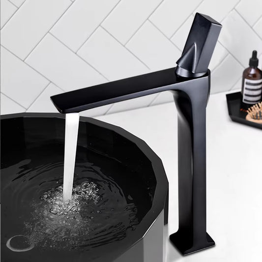 Bathroom Wash Basin Single Handle Hot And Cold Water Mixing Faucet-7420