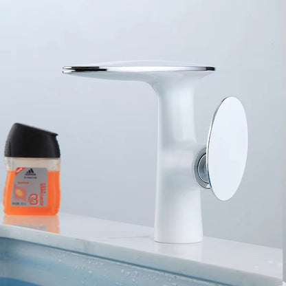 Luxury Bathroom Basin Hot And Cold Water Faucet-7153