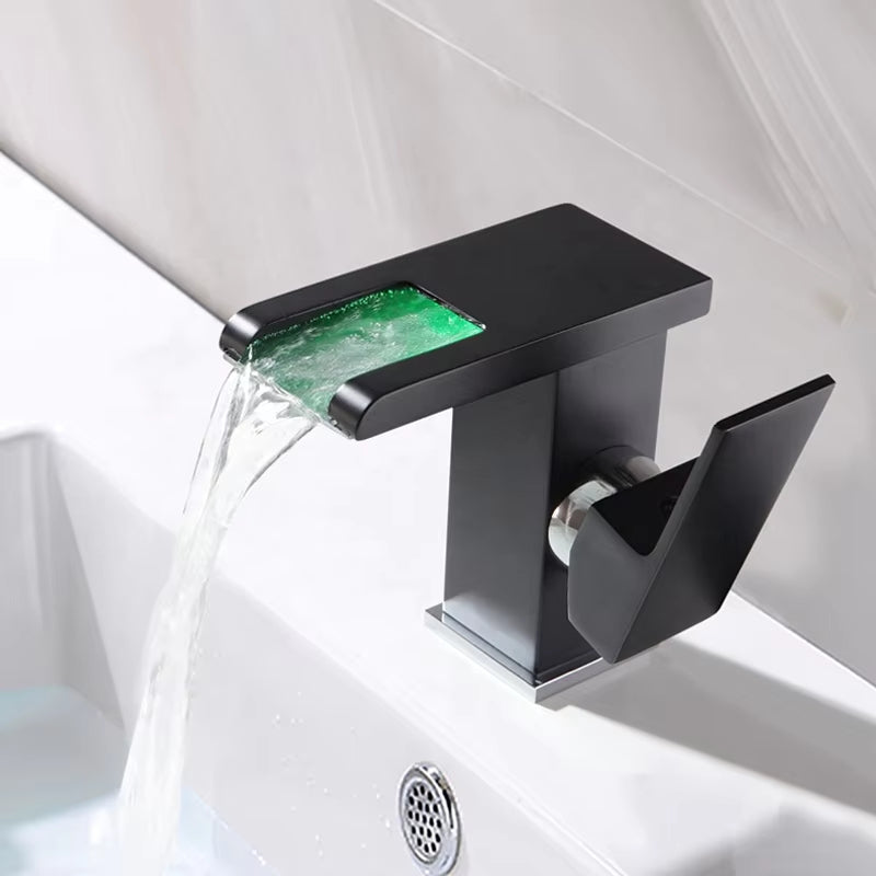 Bathroom Sink Luxury Led Illuminated Faucet-7120