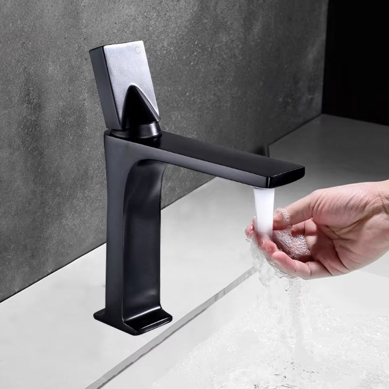 Bathroom Wash Basin Single Handle Hot And Cold Water Mixing Faucet-7420