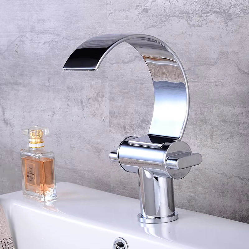 Bathroom Basin Creative Water Outlet Single Basin Faucet-7010