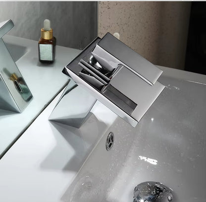 High Quality Single Handle Waterfall Basin Faucet-Z-7053