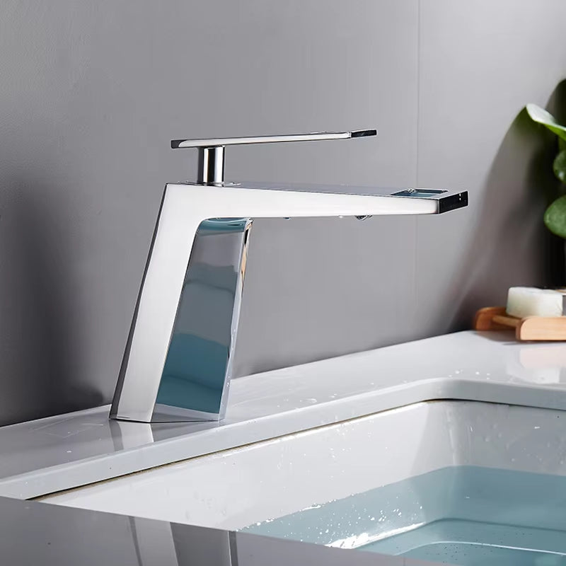 Modern Design Single Handle Single Hole Basin Mixer Tap-7122