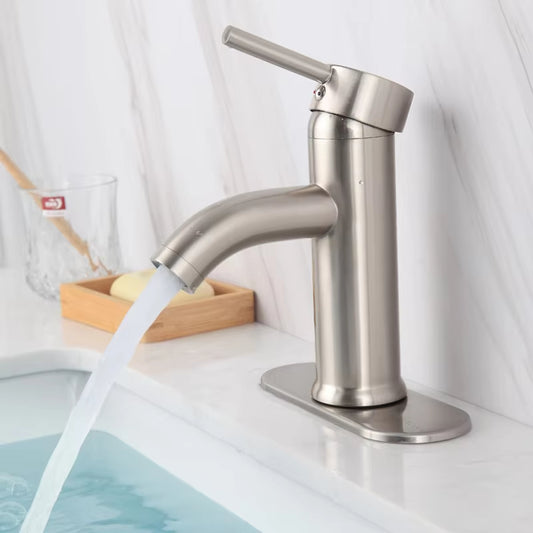 Bathroom Basin Single Hole Single Handle Faucet With Base-7290